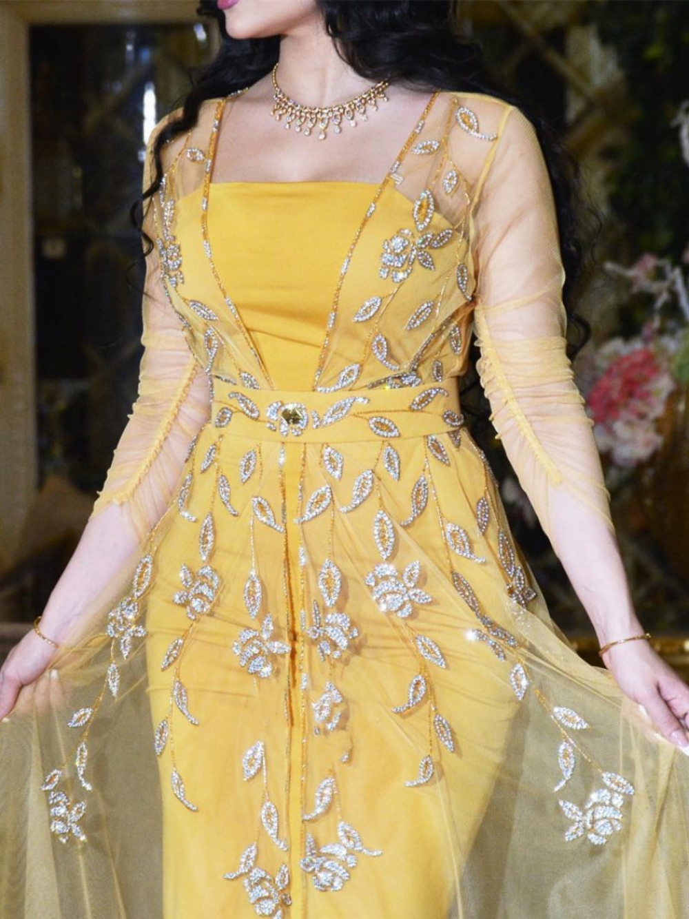 Elegant Yellow Caftan Evening  – Women Formal Wear Sale Bewertung und Preis