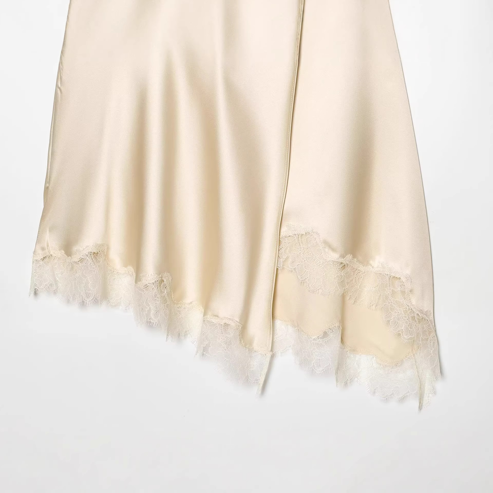 Women's Elegant Satin Lace Hem – Yellow Formal Wear Women Bewertung und Preis